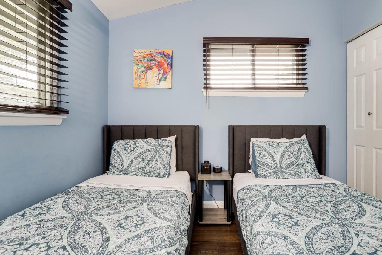 Willa Escape To Our Cozy 3 Bed Rm 2 Bath Unit In Alexandria Va Zewnętrze zdjęcie