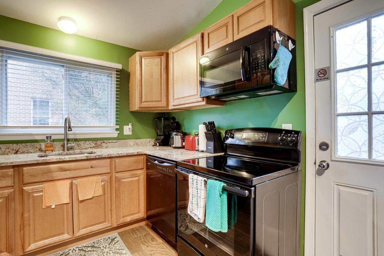 Willa Escape To Our Cozy 3 Bed Rm 2 Bath Unit In Alexandria Va Zewnętrze zdjęcie